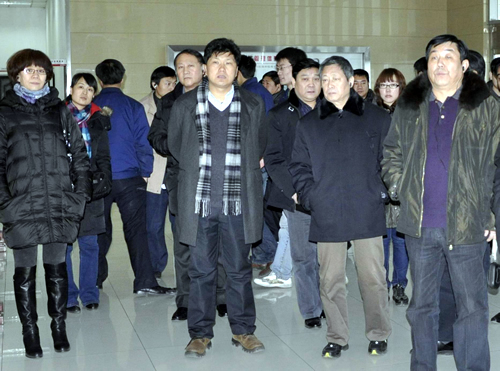 贺阳公司组织我院领导到长城汽车等知名民企参观学习 第 3 张