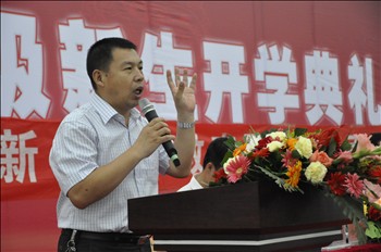 机电工程系2011级新生入学教育暨师生见面会隆重举行 第 4 张