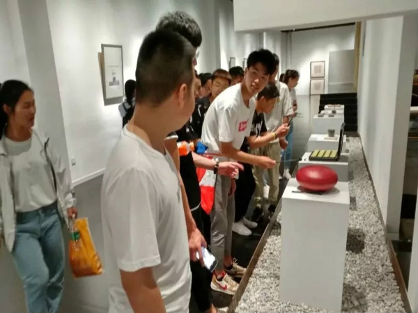 建筑工程学院师生走进匠人谷 第 2 张