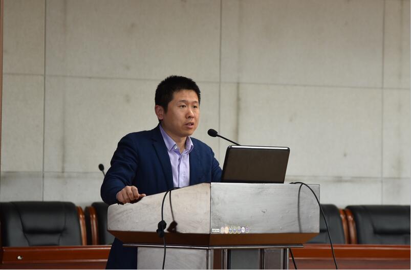 CCF YOCSEF保定举办“智能科学青年先锋沙龙”公益活动走进河北科技学院