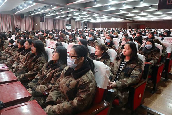 学习贯彻党的十九届五中全会精神宣讲会在我校举行 第 6 张
