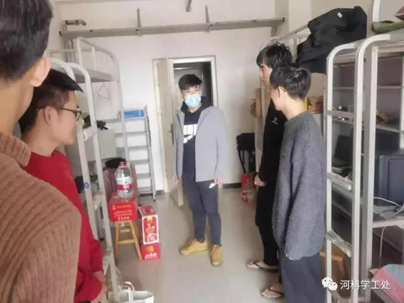 8.1.jpg
