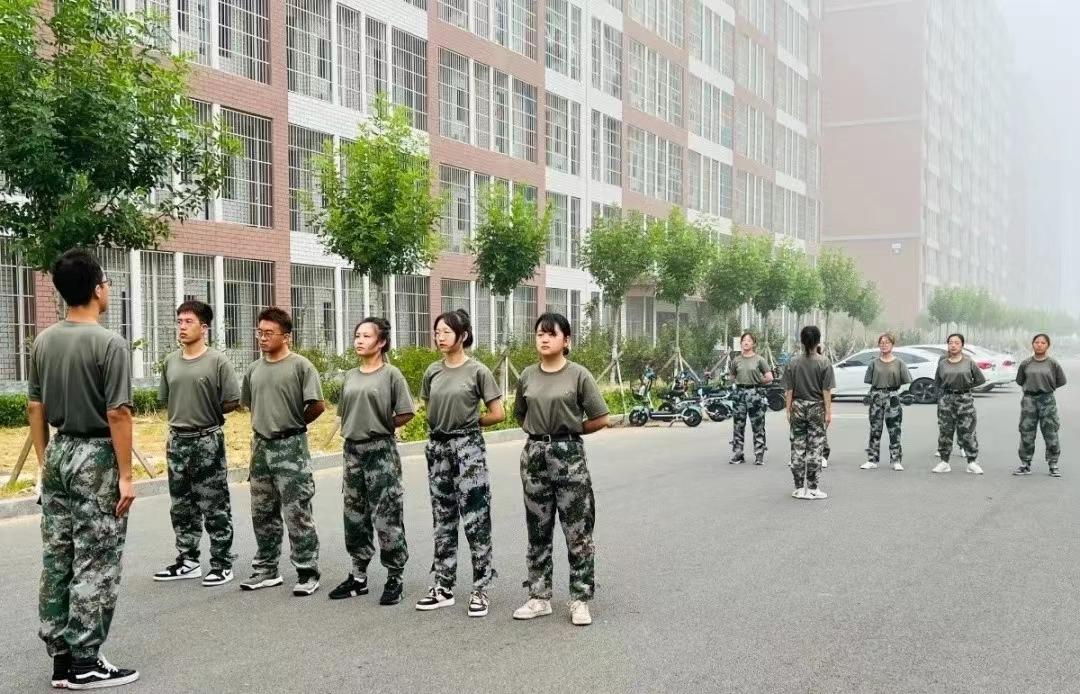 河北科技学院2022年开展暑期学管干部培训第六天 第 3 张