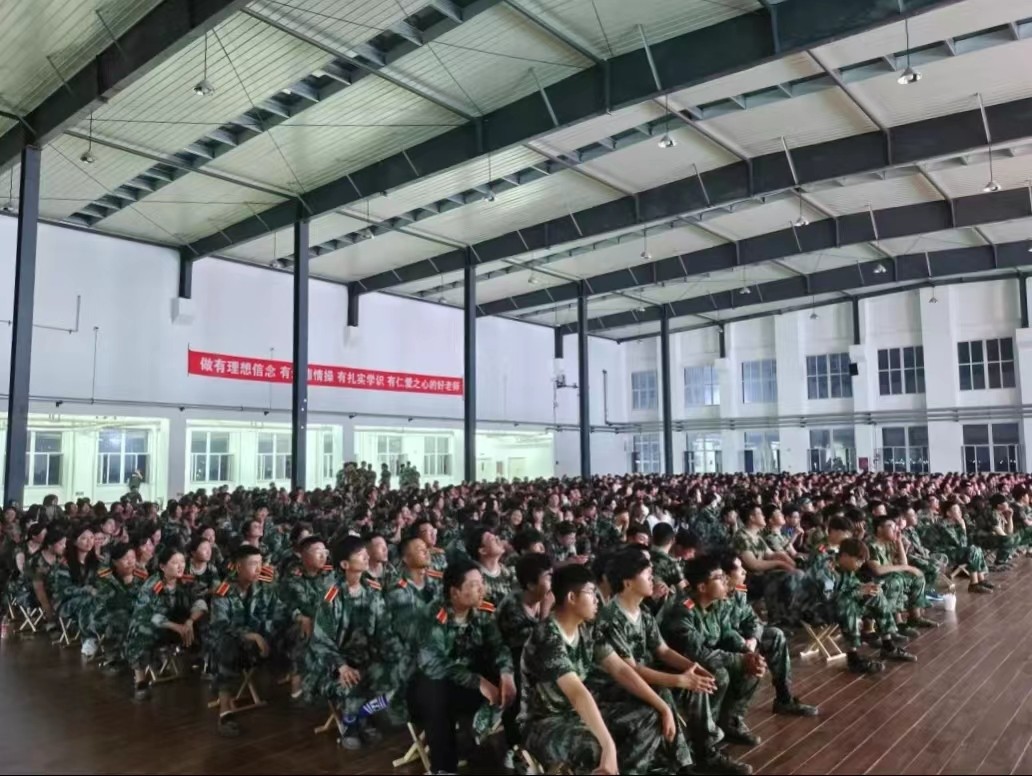 河北科技学院护理与健康学院举行“观革命光影，忆峥嵘岁月”主题活动观影 第 5 张