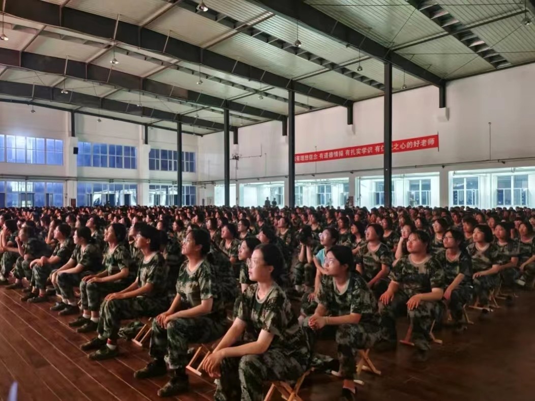 河北科技学院护理与健康学院举行“观革命光影，忆峥嵘岁月”主题活动观影 第 6 张