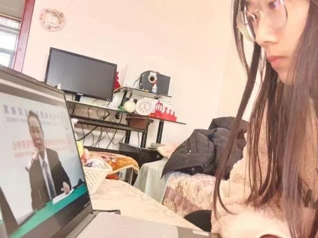 河北科技学院全校师生学习并热议全国高校抗疫大讲堂：新冠（Omicron）疫情动态及应对 第 4 张