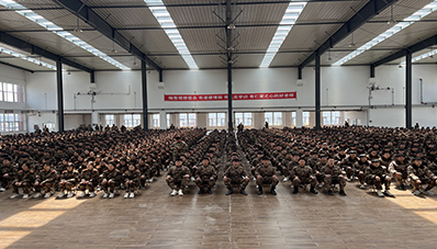 学生全景.jpg