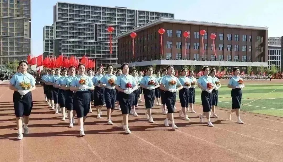 河北科技学院第二十一届体育文化节暨2023年春季运动会隆重开幕 第 3 张