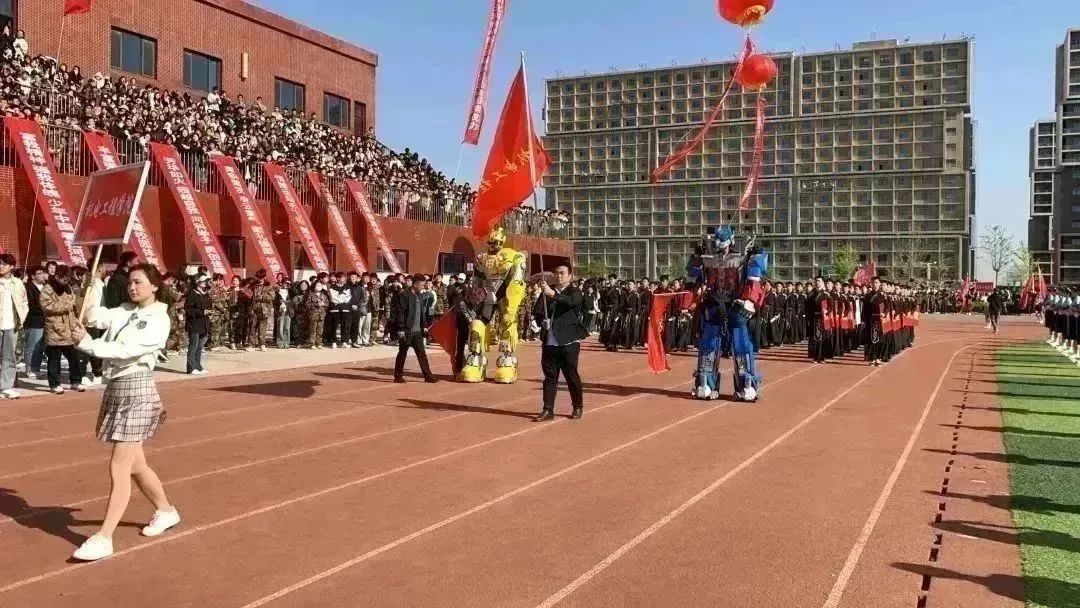 河北科技学院第二十一届体育文化节暨2023年春季运动会隆重开幕 第 10 张