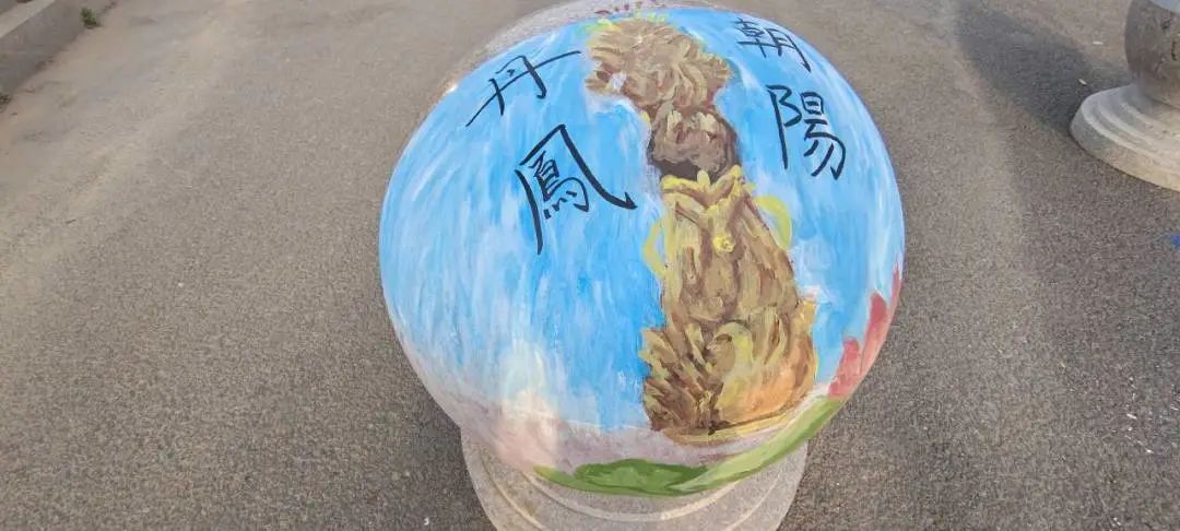 河北科技学院学子校内绘制河北省内靓丽风景画 第 5 张