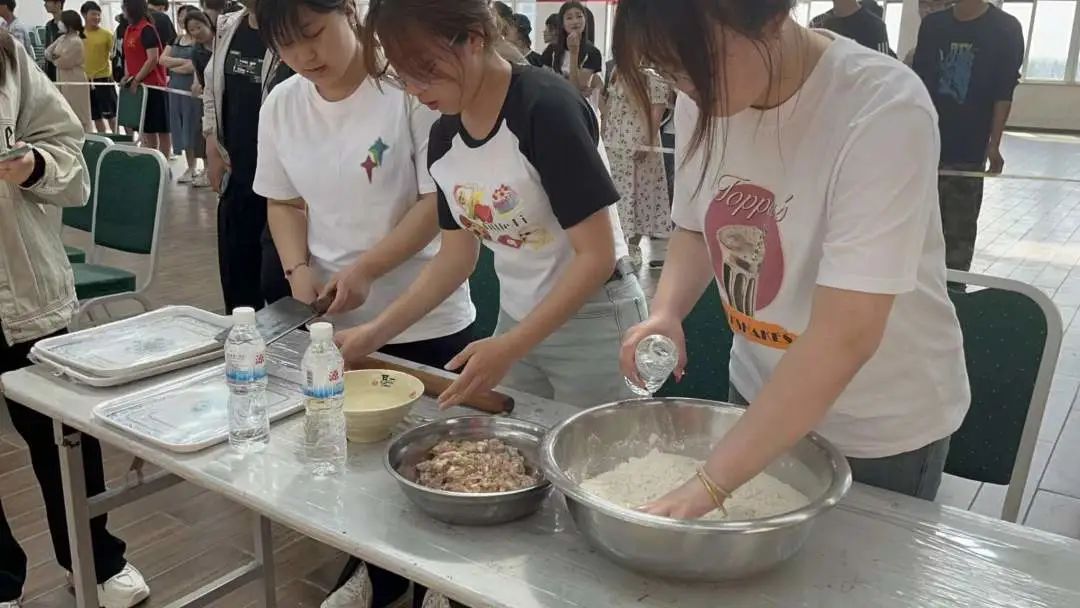 河北科技学院成功举办河北省大学生劳动技能竞赛校赛 第 6 张