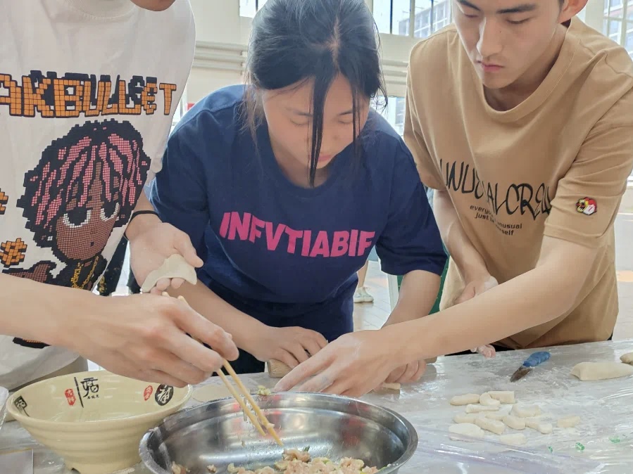 河北科技学院成功举办河北省大学生劳动技能竞赛校赛 第 9 张
