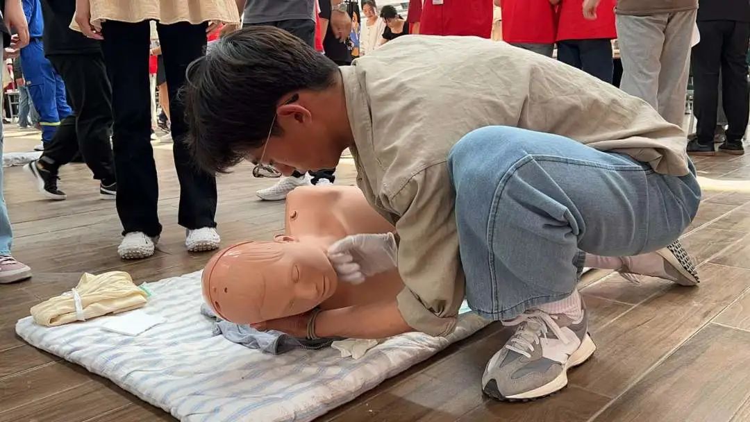 河北科技学院成功举办河北省大学生劳动技能竞赛校赛 第 16 张
