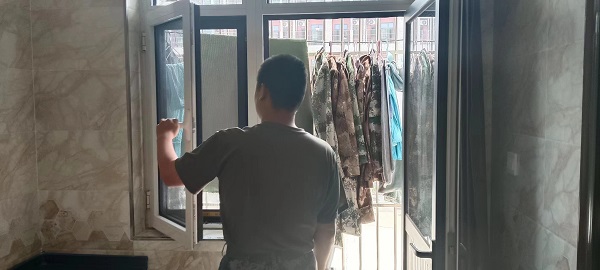 河北科技学院//计算机学院//用心关怀，用爱呵护