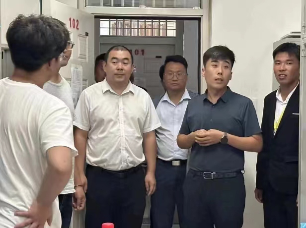 河北科技学院2023级新生报到  高清大图直击迎新现场 第 45 张