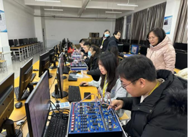计算机学院教师齐聚，共同探索计算机组成与嵌入式技术 第 2 张