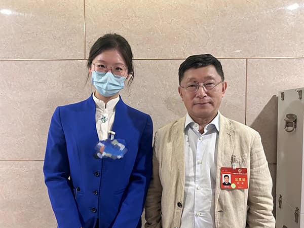 河北科技学院大学生志愿者圆满完成2024年全国两会礼仪志愿服务工作 第 6 张