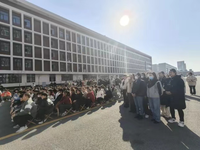 河北科技学院在全校范围内开展应急疏散演练（二) 第 9 张