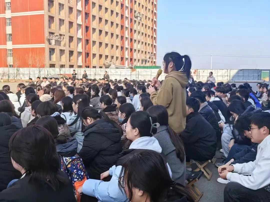 消防疏散常演练 平安校园筑防线 第 6 张