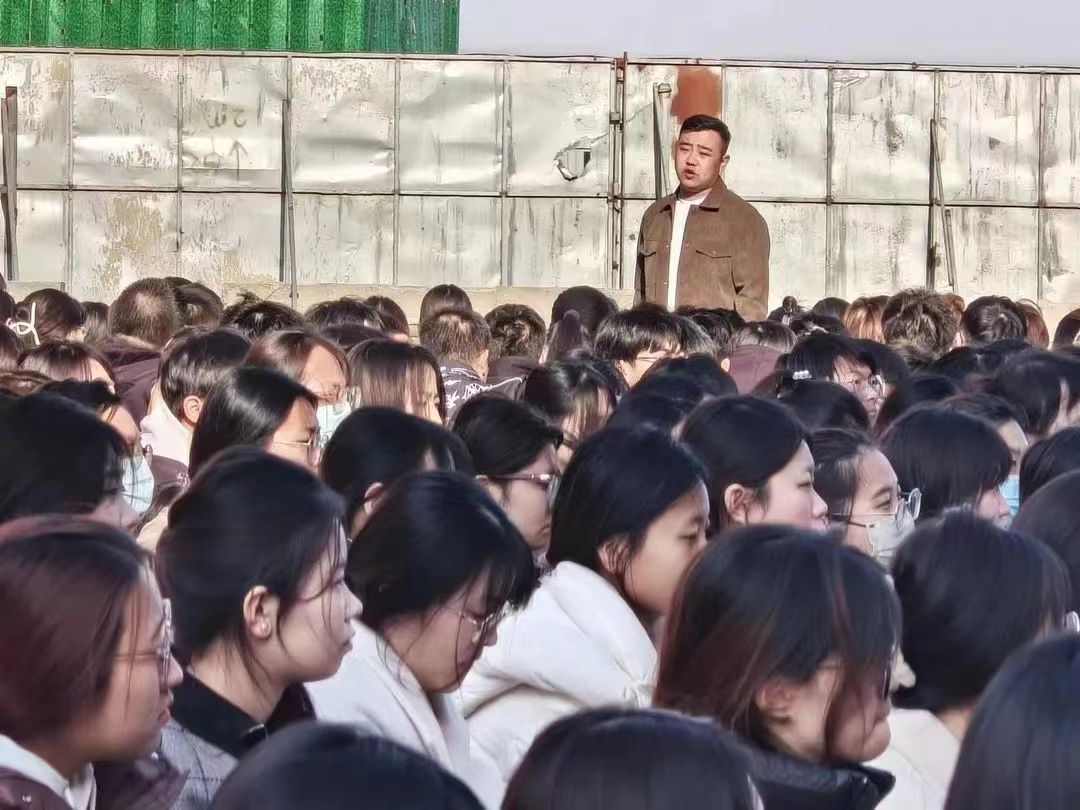 消防疏散常演练 平安校园筑防线 第 12 张