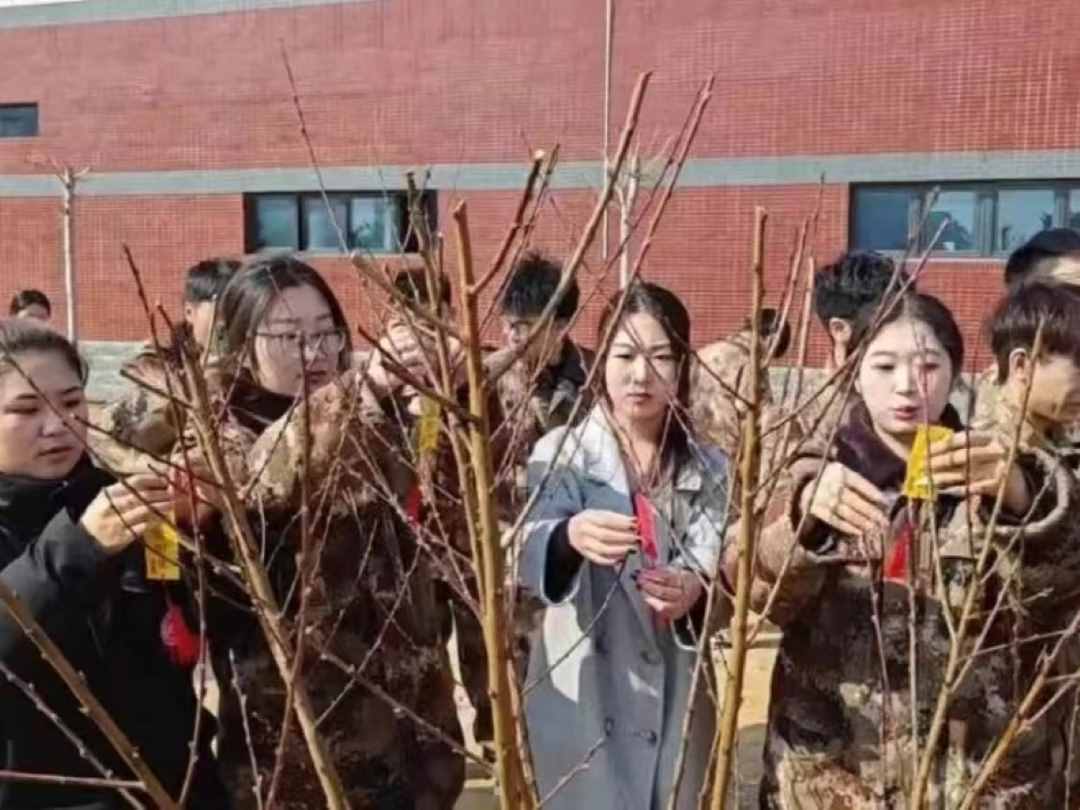 河北科技学院||汽车工程学院||绿水青山映笑颜，植树造林崭新篇 第 18 张