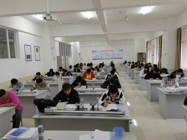 河北科技学院2024年应用物理知识竞赛 第 4 张