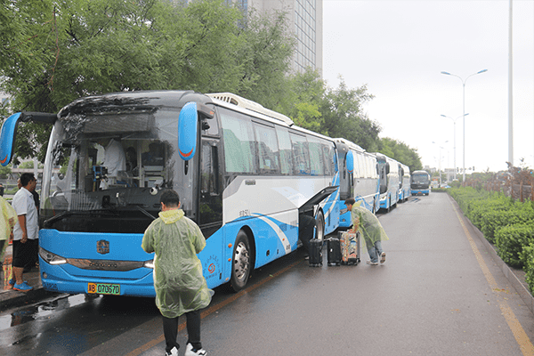 绵绵秋雨润万物  满“新”欢喜迎新生——河北科技学院喜迎2024级新同学