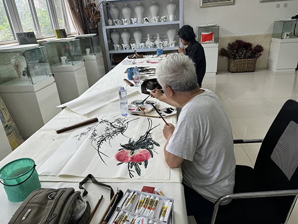 美育进校园——高校艺术院系名家赴河北科技学院采风