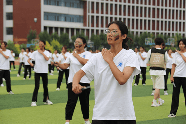逐梦开学季·感恩教师节——河北科技学院隆重举办2024级新生开学典礼暨第40个教师节庆祝大会