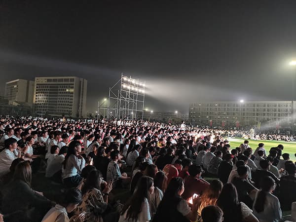 河北科技学院承办曹妃甸区首届旅游风景道沿途演唱会