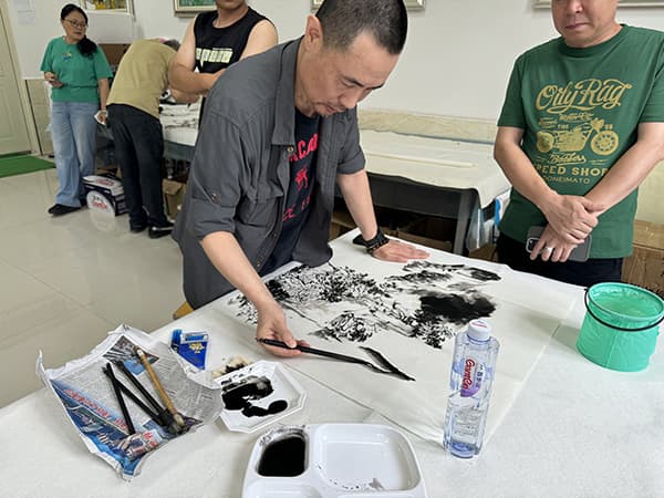 美育进校园——高校艺术院系名家赴河北科技学院采风