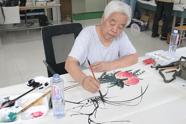 美育进校园——高校艺术院系名家赴河北科技学院采风