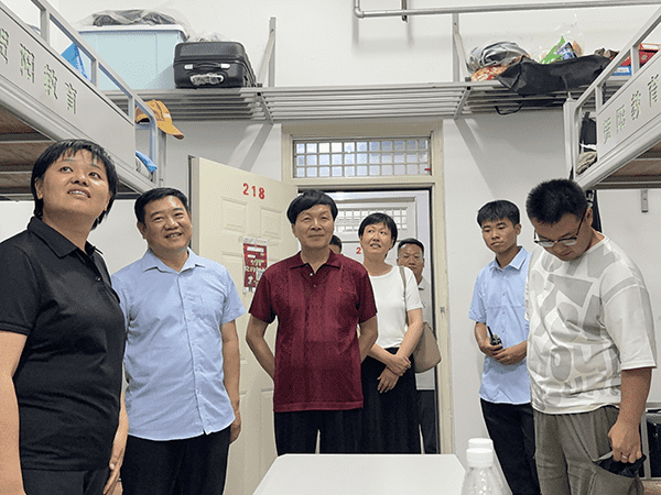 绵绵秋雨润万物  满“新”欢喜迎新生——河北科技学院喜迎2024级新同学