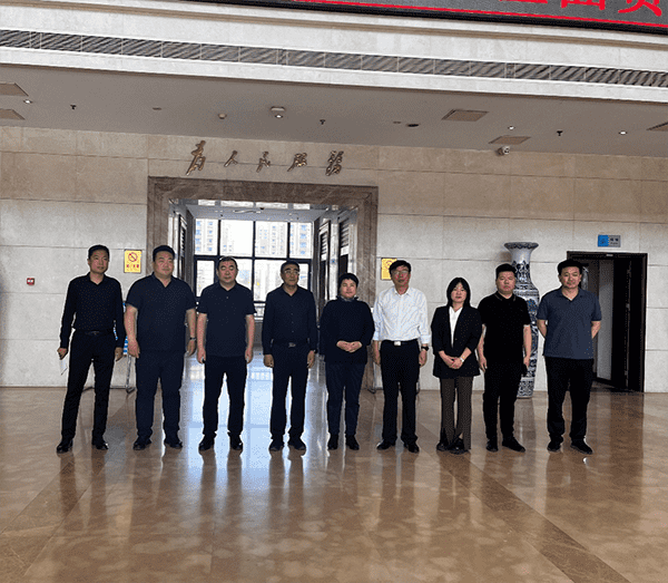 河北科技学院校领导赴滦南县开展访企拓岗活动