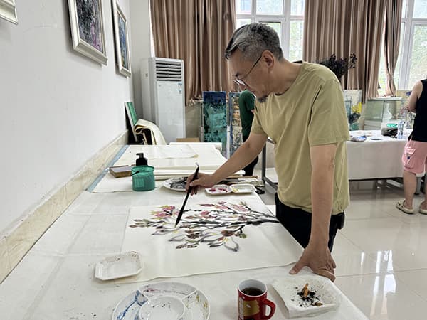 美育进校园——高校艺术院系名家赴河北科技学院采风