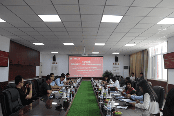 河北科技学院接访斯里兰卡公开大学校长代表团
