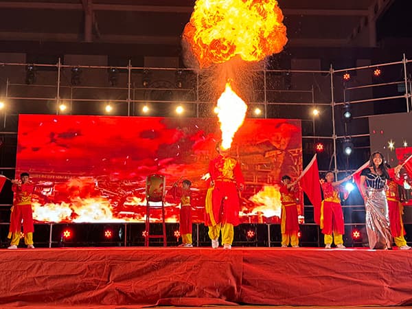 “新”启河科梦  国“庆”韵华章——河北科技学院隆重举办庆祝祖国七十五周年华诞暨2024级新生文艺晚会