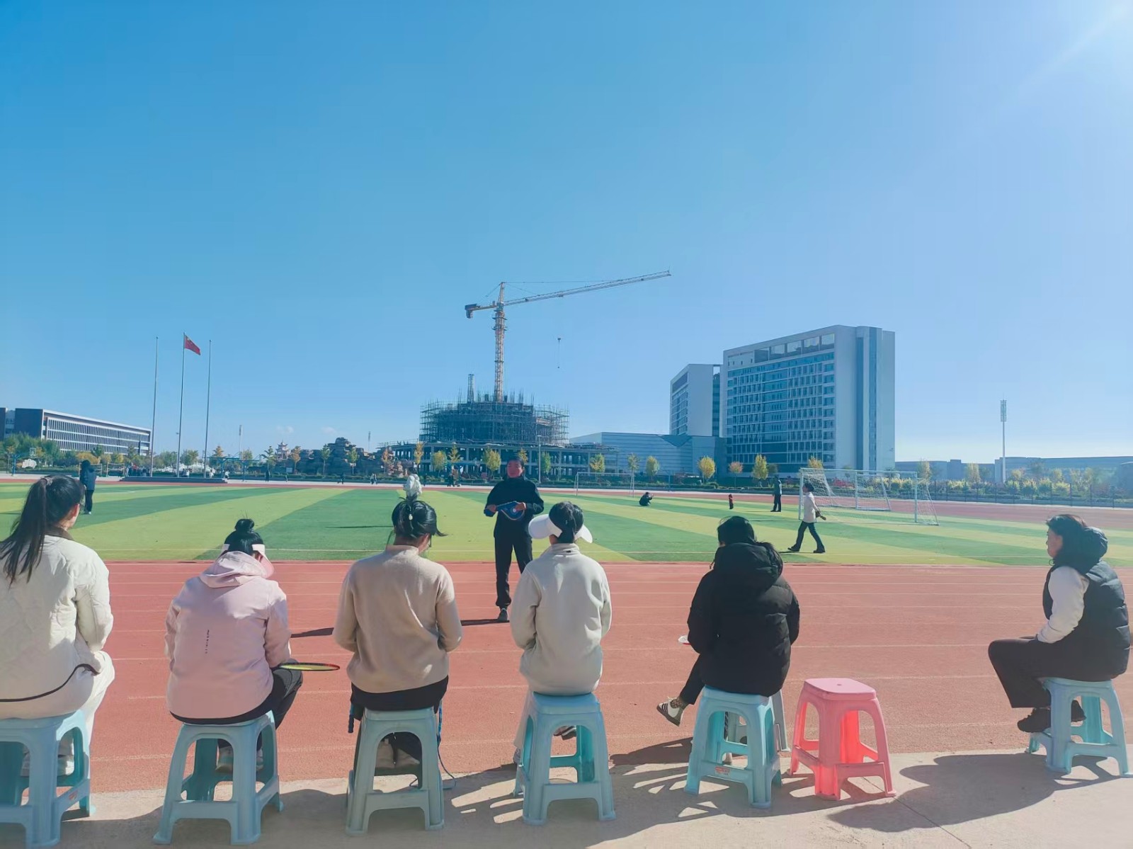 以“磨”促教，助力成长--体育教学部青年教师磨课纪实 第 1 张