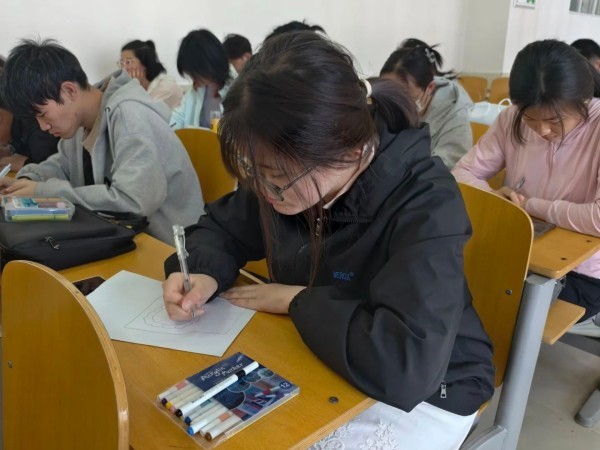 河北科技学院社团指导中心【夏燃轮火 笔拓无界】 第 13 张