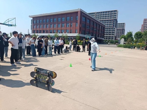 河北科技学院社团指导中心【夏燃轮火 笔拓无界】 第 7 张