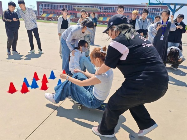 河北科技学院社团指导中心【夏燃轮火 笔拓无界】 第 5 张