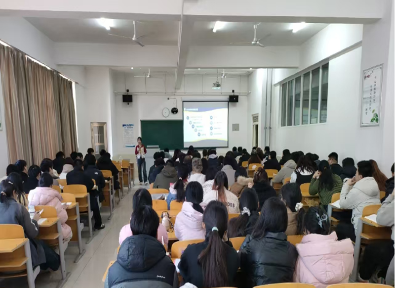 新学期新气象，稳秩序提质量——计算机学院开展期初教学秩序检查