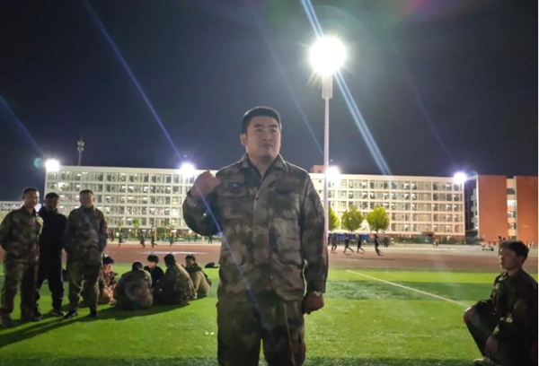 河北科技学院计算机学院-责任在肩，担当与行 第 1 张