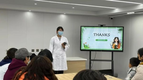 雷锋精神心中记 社区服务践于行 || 河北科技学院青年志愿者协会深入社区开展志愿服务活动 第 2 张