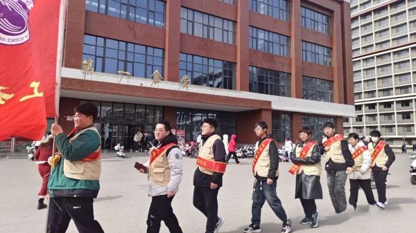 赓续雷锋薪火，奏响时代和声||河北科技学院2025年雷锋月系列活动（一） 第 4 张