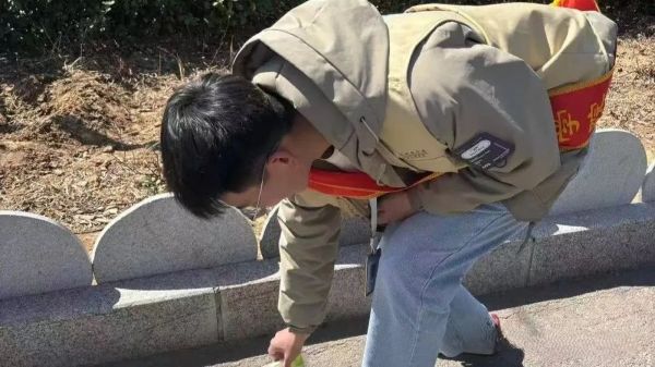 赓续雷锋薪火，奏响时代和声||河北科技学院2025年雷锋月系列活动（一） 第 9 张