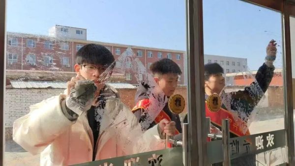 赓续雷锋薪火，奏响时代和声||河北科技学院2025年雷锋月系列活动（二） 第 8 张