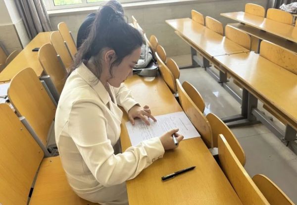 河北科技学院2025年河北省大学生志愿服务乡村振兴计划志愿者招募考核工作圆满完成 第 3 张