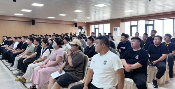 赋能心理 护航成长 || 河北科技学院召开“辅导员心理工作应具备的基本素养和能力”专题讲座 第 6 张