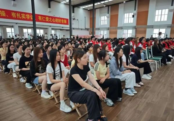 河北科技学院2025年暑期“三下乡”社会实践出征仪式圆满举行！ 第 9 张